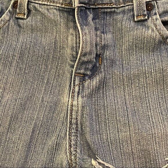 Signature Levi Blue Denim Shorts - Picture 5 of 10